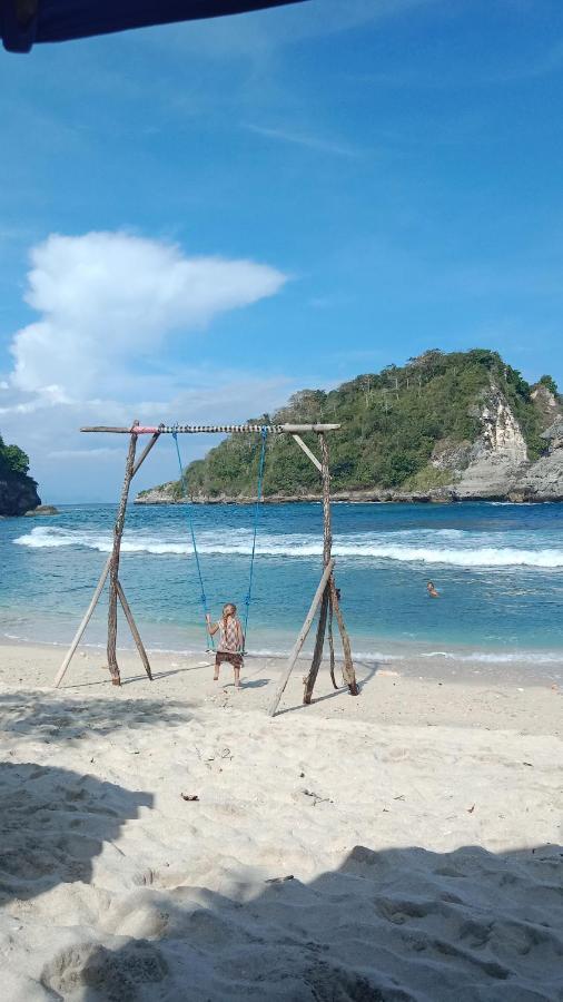 Griya Nusa Batununggul Bagian luar foto